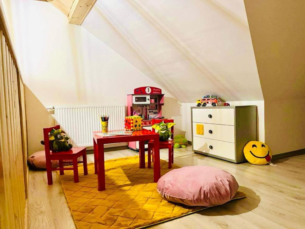 Gorska Cisza - Duzy, Komfortowy, Wyjatkowy Apartament Stronie Śląskie Exteriör bild
